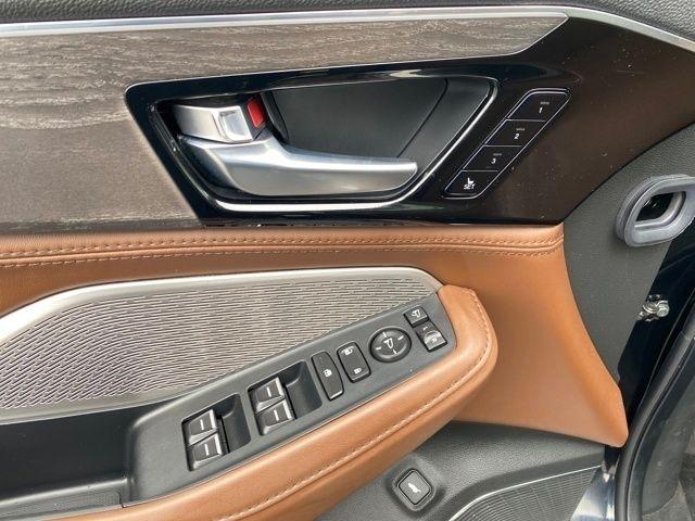 Acura MDX SH-AWD w/Advance Package 2024