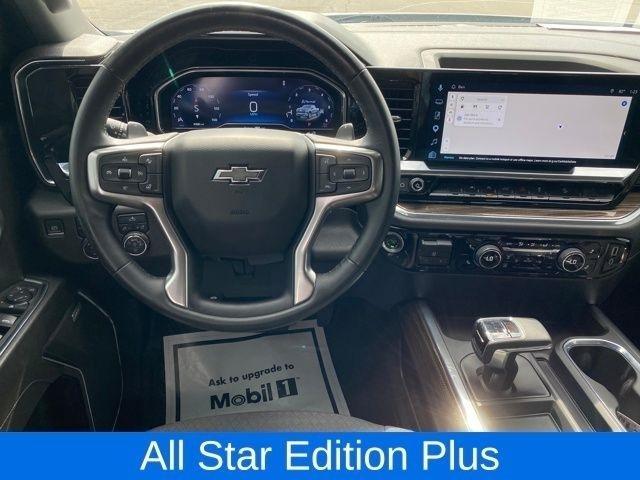 Chevrolet Silverado 1500 RST Crew Cab 4WD 2023