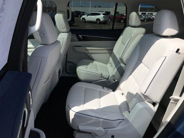 Buick Enclave Avenir AWD 2025