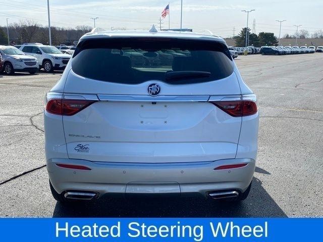 Buick Enclave Essence FWD 2023