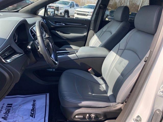 Buick Enclave Essence FWD 2023