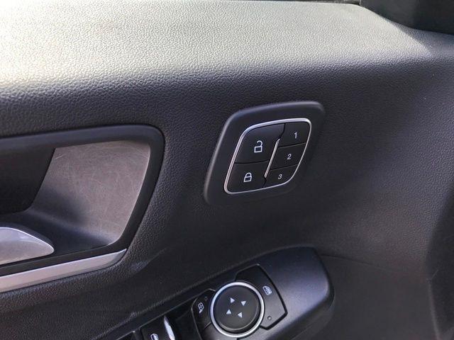 Ford Escape Platinum AWD 2023