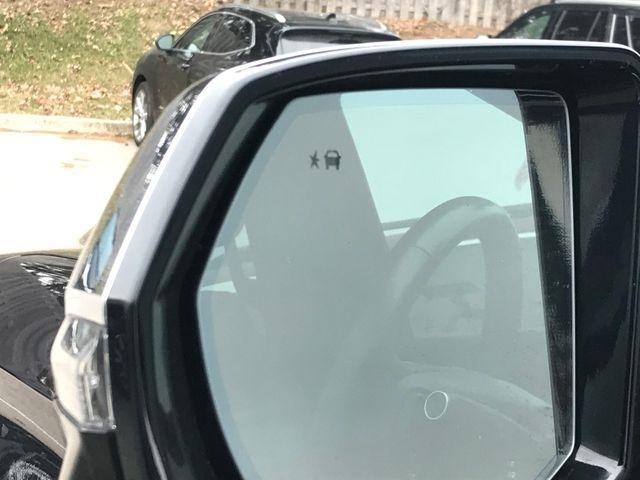 Chevrolet Tahoe Premier 2021