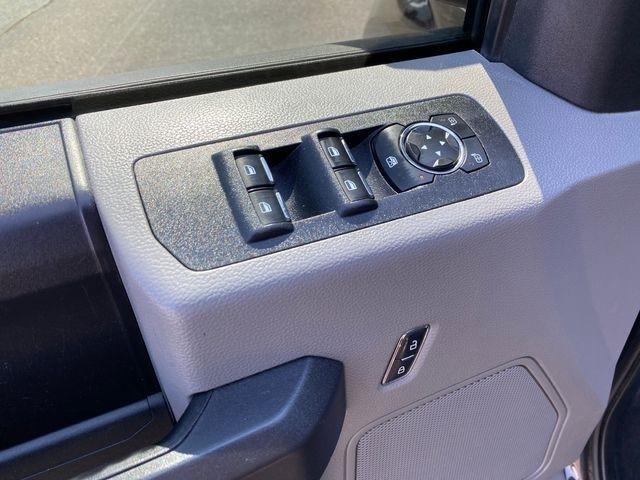 Ford F-150 XL SuperCrew 5.5-ft. Bed 4WD 2018