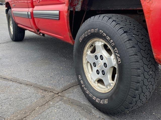 Chevrolet Silverado 1500 LS Regular Cab Long Bed 4WD 1999