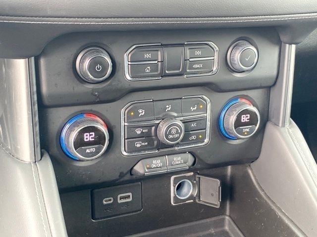 Chevrolet Suburban LS 4WD 2021