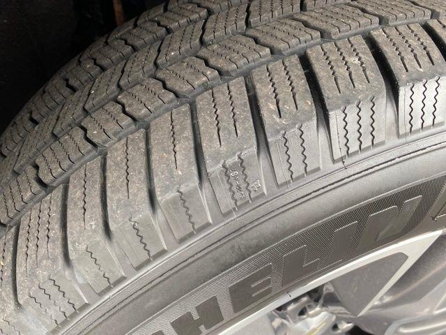 Chevrolet Suburban LS 4WD 2021