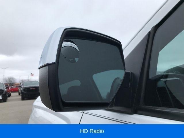 Chevrolet Silverado 1500 LT Double Cab 2WD 2017