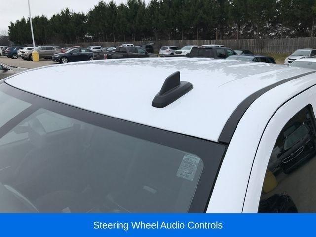 Chevrolet Silverado 1500 LT Double Cab 2WD 2017