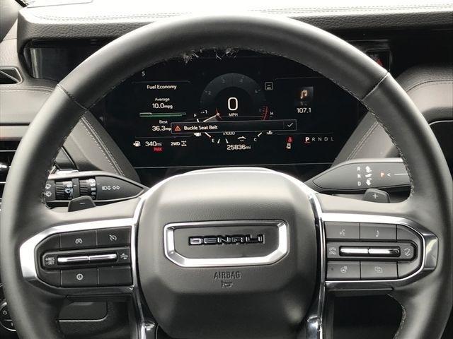 GMC Yukon XL Denali 4WD 2025