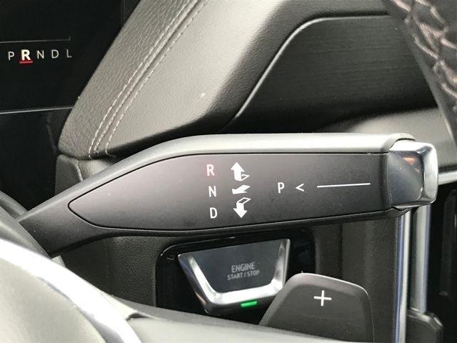 GMC Yukon XL Denali 4WD 2025