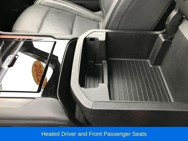 GMC Yukon XL Denali 4WD 2025