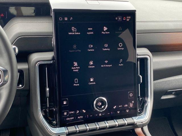 GMC Yukon XL Denali 4WD 2025