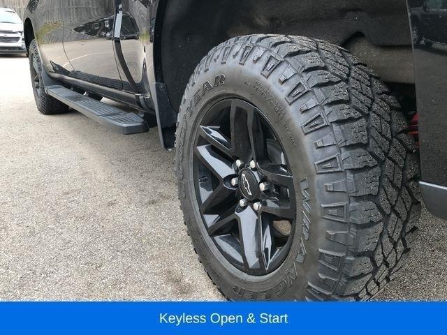 Chevrolet Silverado 1500 Trail Boss LT Crew Cab 4WD 2023