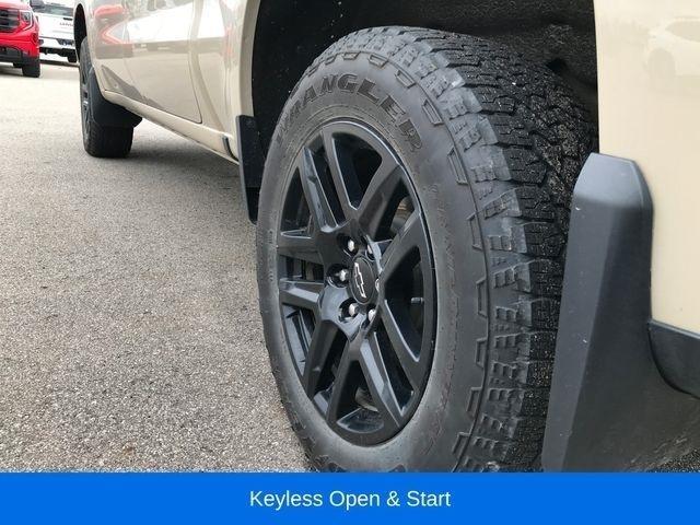 Chevrolet Silverado 1500 Trail Boss LT Crew Cab 4WD 2023