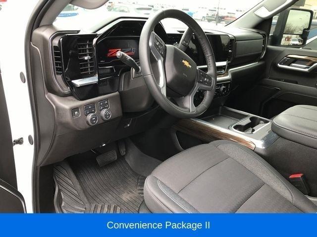 Chevrolet Silverado 2500HD LT Crew Cab Long Box 4WD 2024