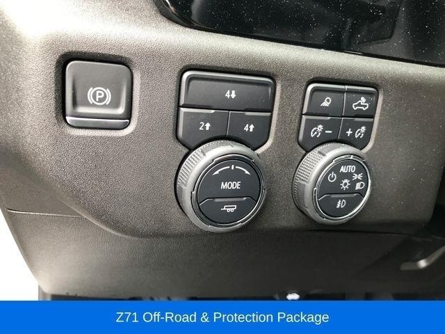 Chevrolet Silverado 2500HD LT Crew Cab Long Box 4WD 2024