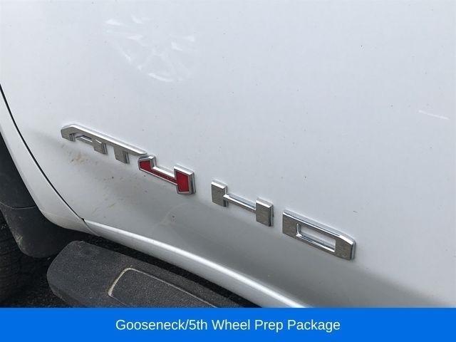 GMC Sierra 2500HD AT4 Crew Cab 4WD 2025