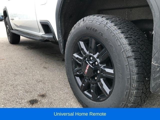 GMC Sierra 2500HD AT4 Crew Cab 4WD 2025