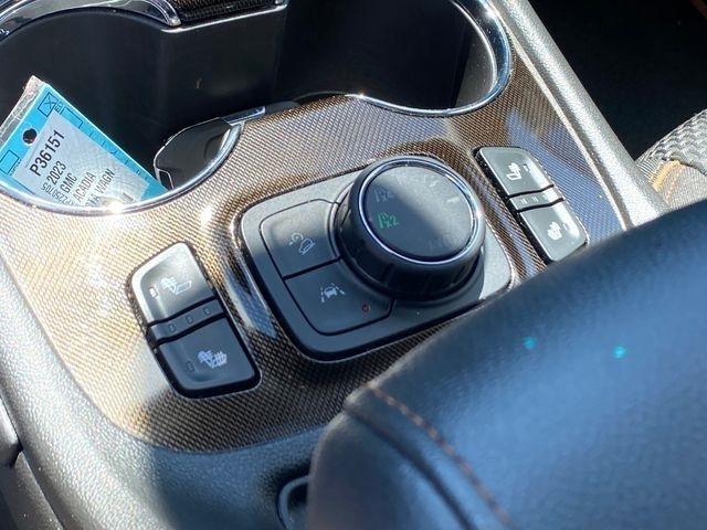 GMC Acadia SLE 2023