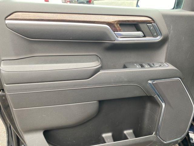 GMC Sierra 1500 Elevation L Crew Cab 4WD 2024