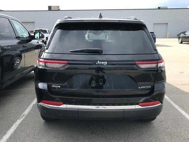 Jeep Grand Cherokee Limited 4WD 2023