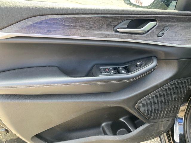 Jeep Grand Cherokee Limited 4WD 2023