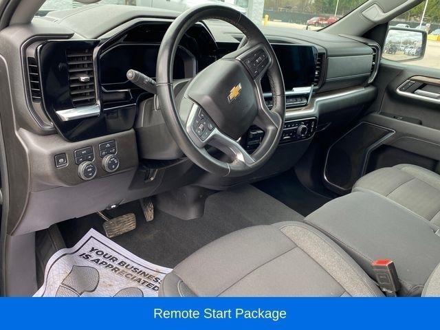 Chevrolet Silverado 1500 LT Crew Cab 4WD 2025