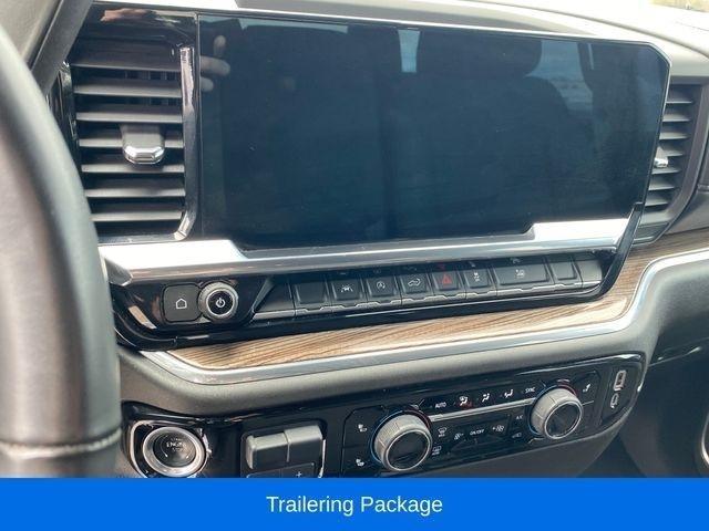 Chevrolet Silverado 1500 LT Crew Cab 4WD 2025