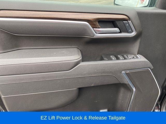 Chevrolet Silverado 1500 LT Crew Cab 4WD 2025