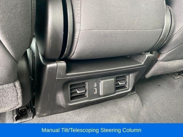Chevrolet Silverado 1500 LT Crew Cab 4WD 2025