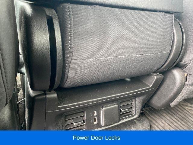 GMC Sierra 1500 Elevation Double Cab 4WD w/3VL 2023