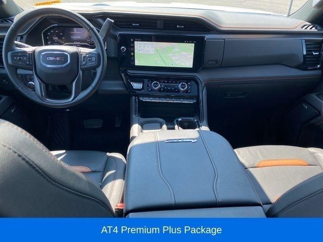 GMC Sierra 2500HD AT4 Crew Cab 4WD 2025