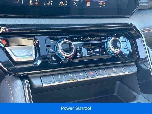 GMC Sierra 2500HD AT4 Crew Cab 4WD 2025