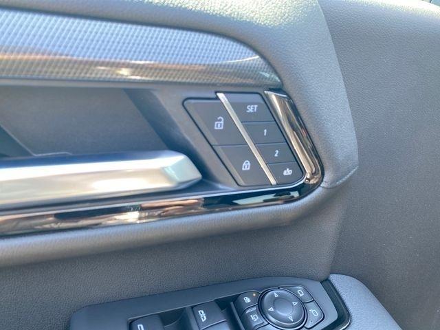 GMC Sierra 2500HD AT4 Crew Cab 4WD 2025