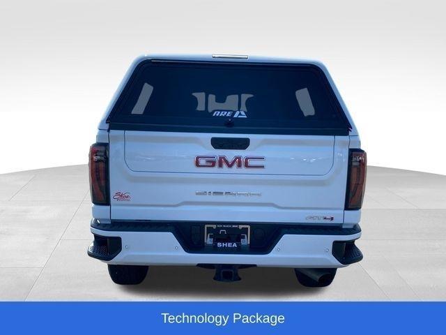 GMC Sierra 2500HD AT4 Crew Cab 4WD 2025