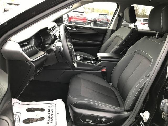 Jeep Grand Cherokee L Laredo 2023