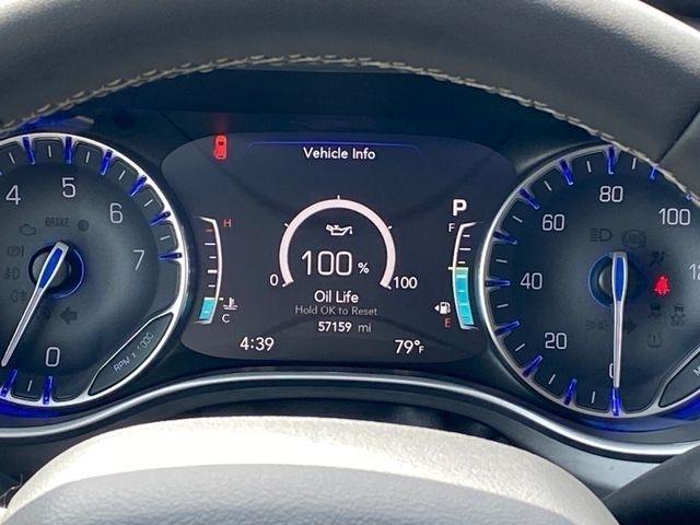 Chrysler Pacifica Touring L 2024