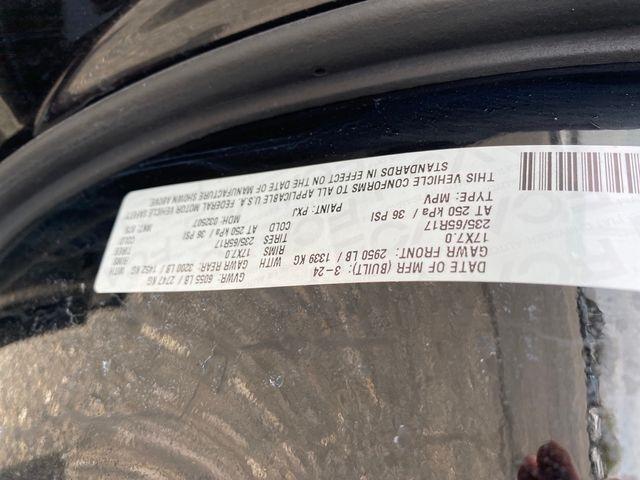 Chrysler Pacifica Touring L 2024