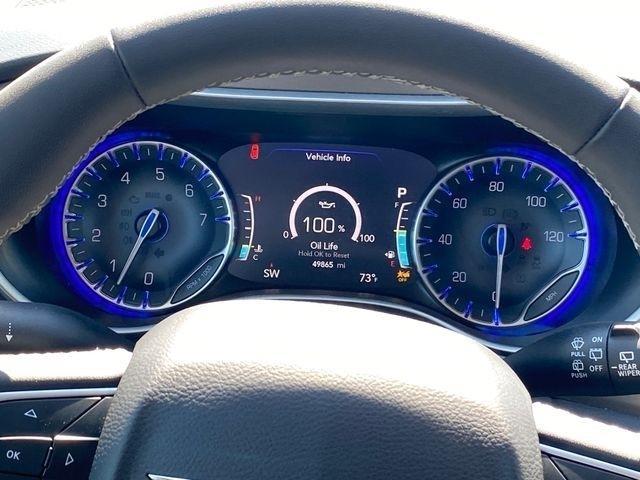 Chrysler Pacifica Touring L 2024