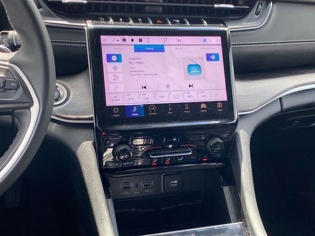 Jeep Grand Cherokee Limited 4WD 2023