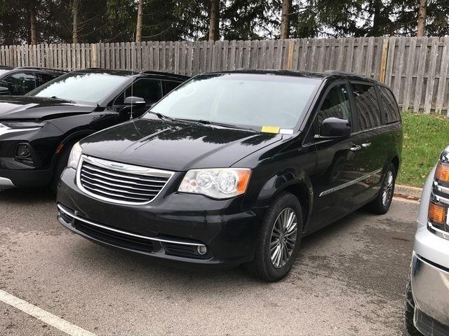 Chrysler Town & Country Touring-L 2014