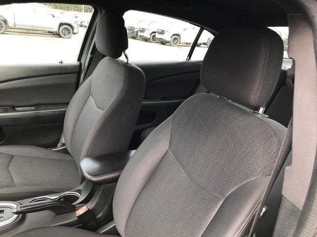 Chrysler 200 LX 2013