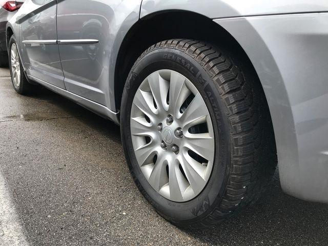 Chrysler 200 LX 2013