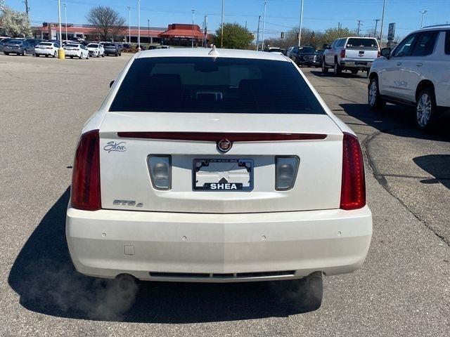 Cadillac STS V6 Luxury 2011
