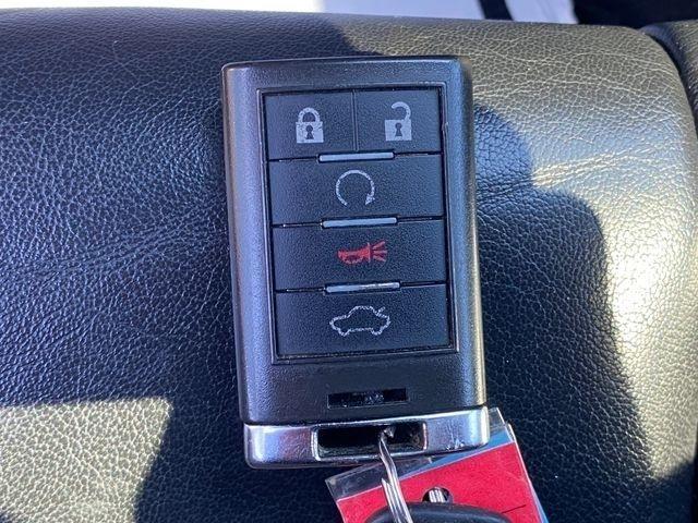 Cadillac STS V6 Luxury 2011
