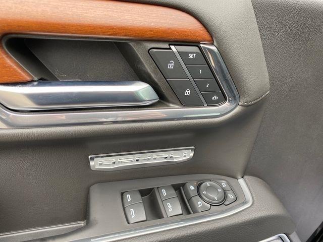 GMC Sierra 1500 Denali Crew Cab Short Box 4WD 2023