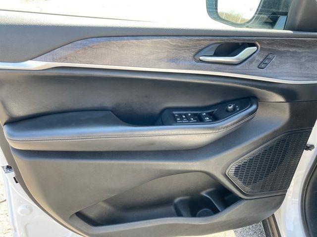 Jeep Grand Cherokee Limited 4WD 2023