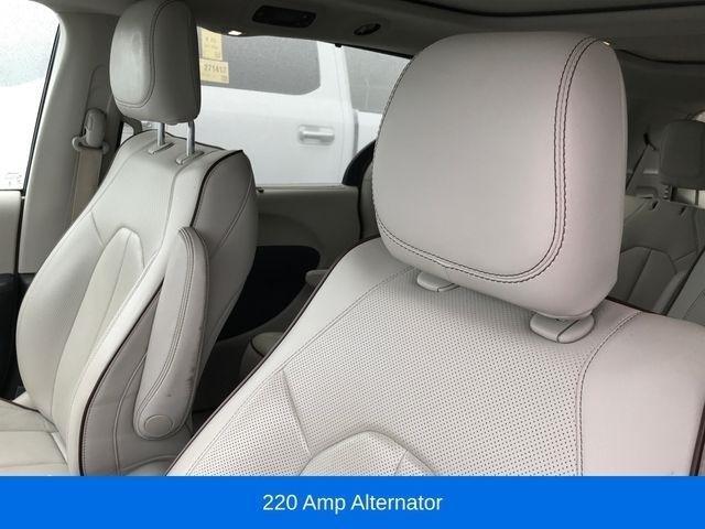 Chrysler Pacifica Limited 2019