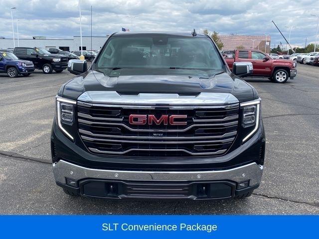 GMC Sierra 1500 SLT Crew Cab 4WD 2022